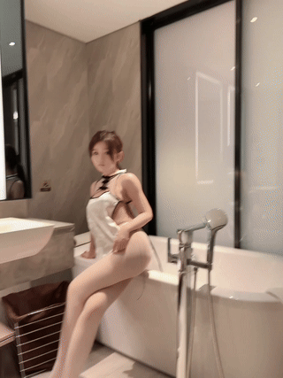 奶茶味的包子新人大尺度写真 完整版3:00（超清)